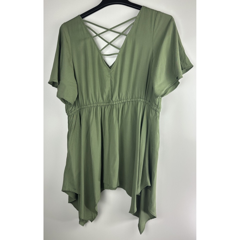 NWT Torrid Babydoll Challis Sharkbite Flutter Sleeve Top Green Plus Size 2 2X - Picture 15 of 16